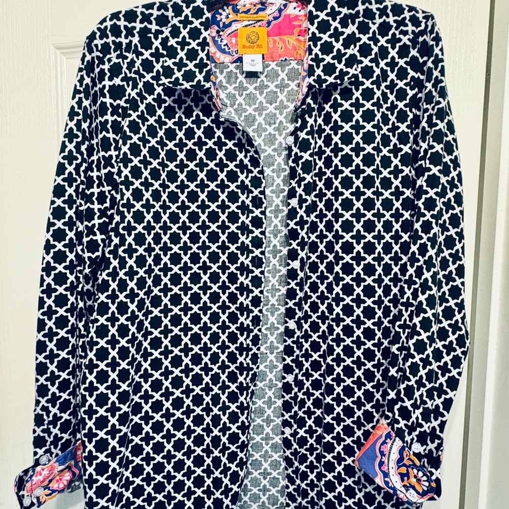 Ruby Rd. Black and White Geometric Jacket with Vibrant Lining